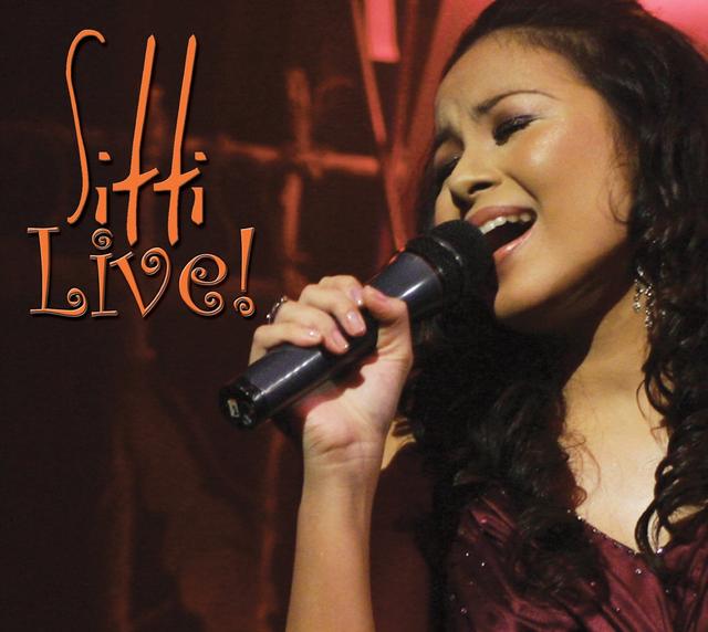 Album cover art for Sitti Live