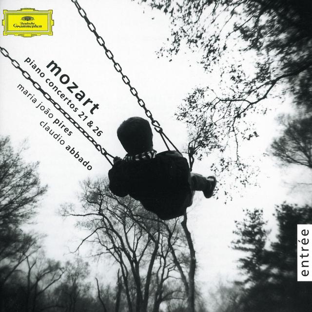 Album cover art for Mozart : Piano Concertos Nos. 21 & 26