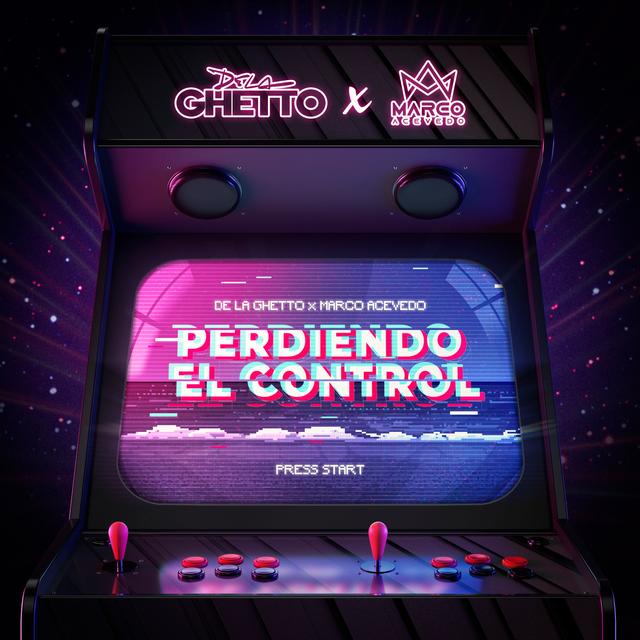 Album cover art for Perdiendo El Control