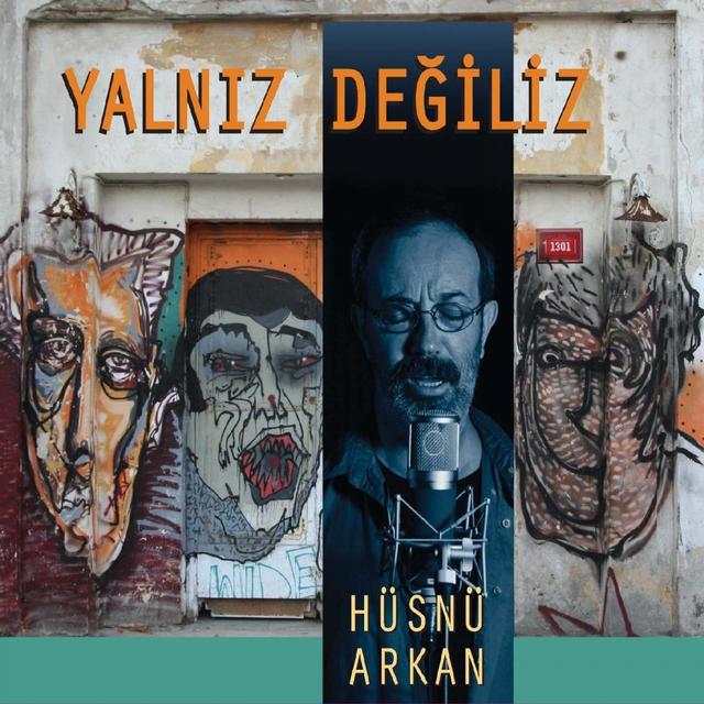 Album cover art for Yalnız Değiliz