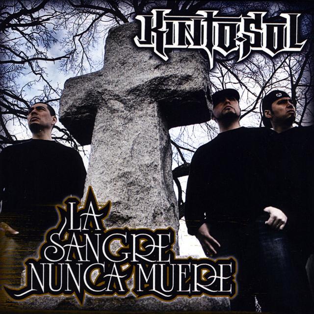 Album cover art for La Sangre Nunca Muere